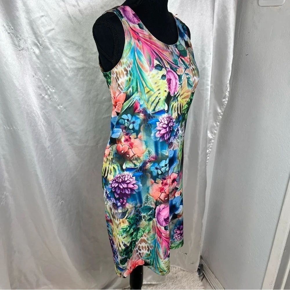 Carmen Marc Valvo Vibrant Floral Knit Sleeveless Dress – Size XS
